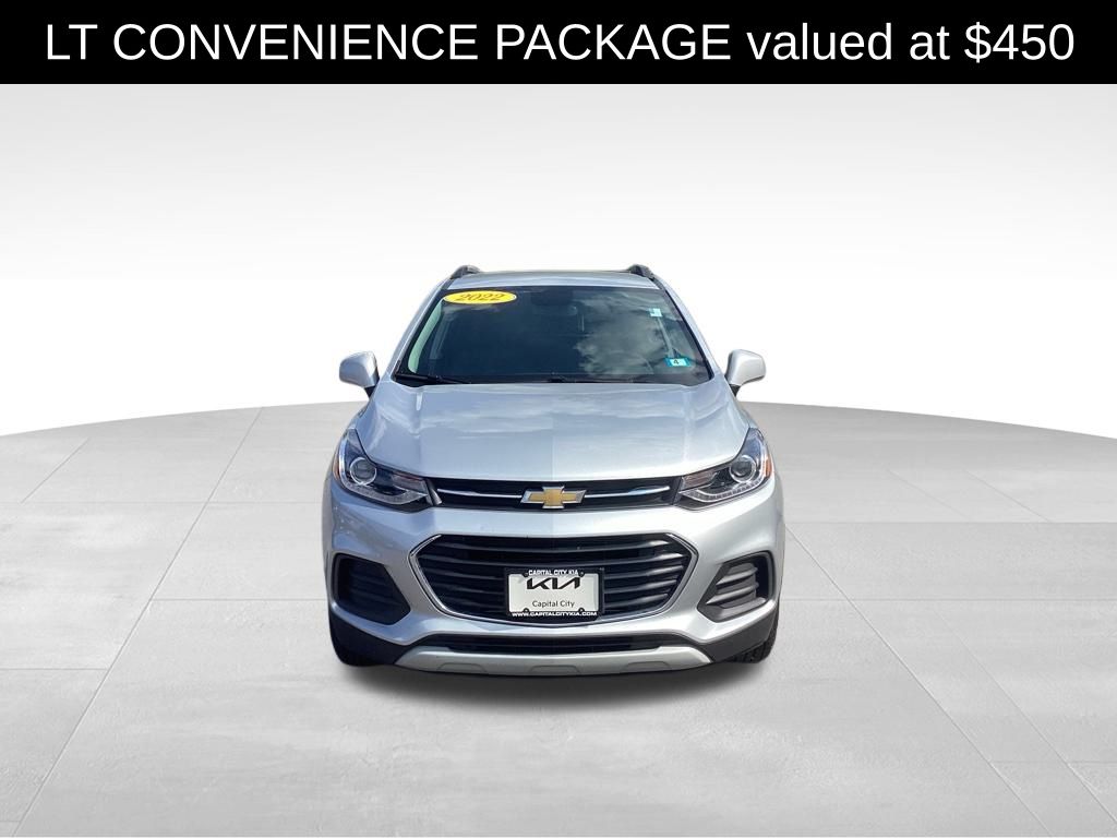 2022 Chevrolet Trax LT photo 3
