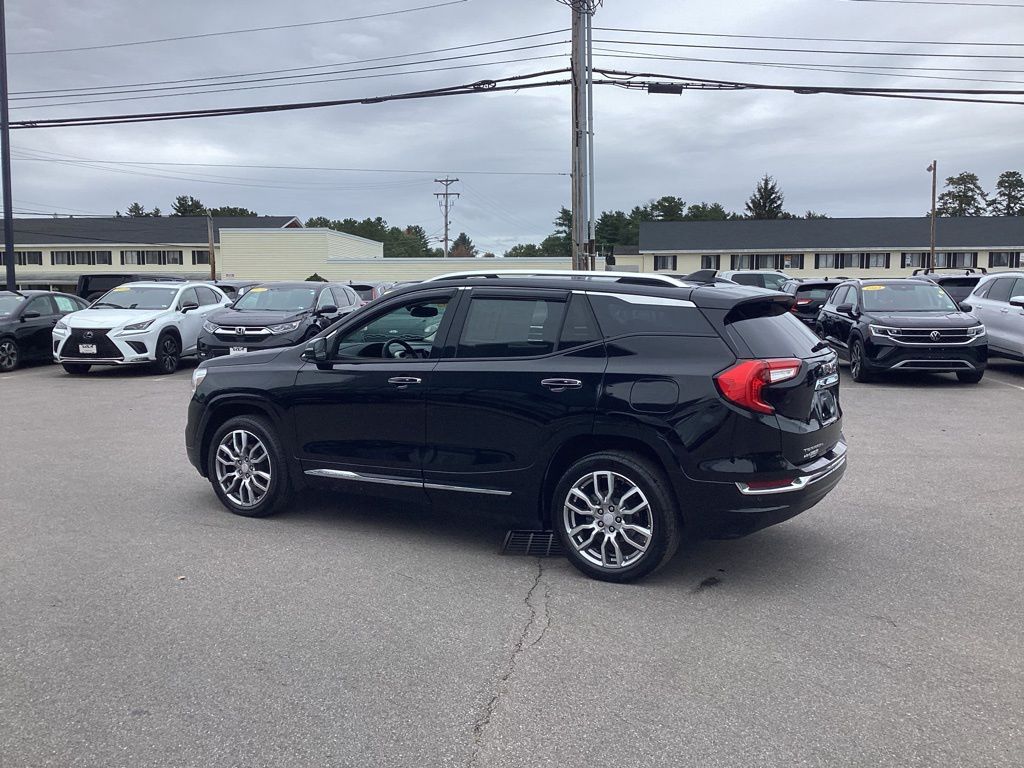 2023 Gmc Terrain Denali photo 3