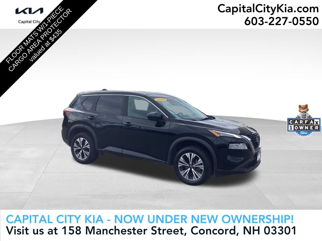 2023 Nissan Rogue SV's photo