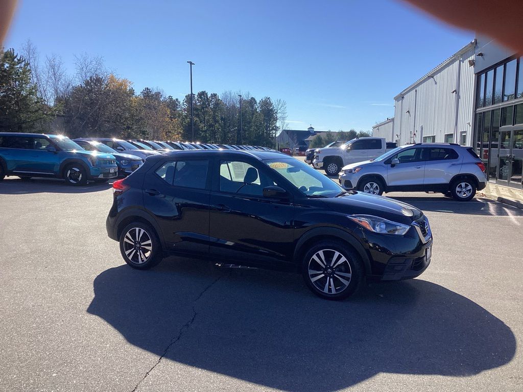 2018 Nissan Kicks SV's photo