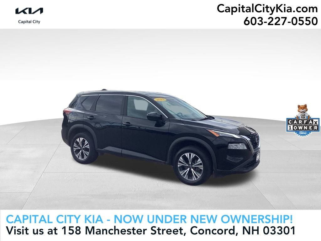 2023 Nissan Rogue SV's photo