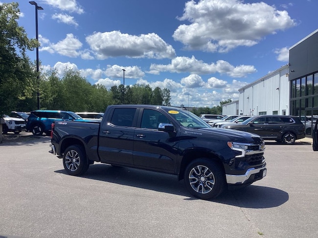 2022 Chevrolet Silverado 1500 LT Truck