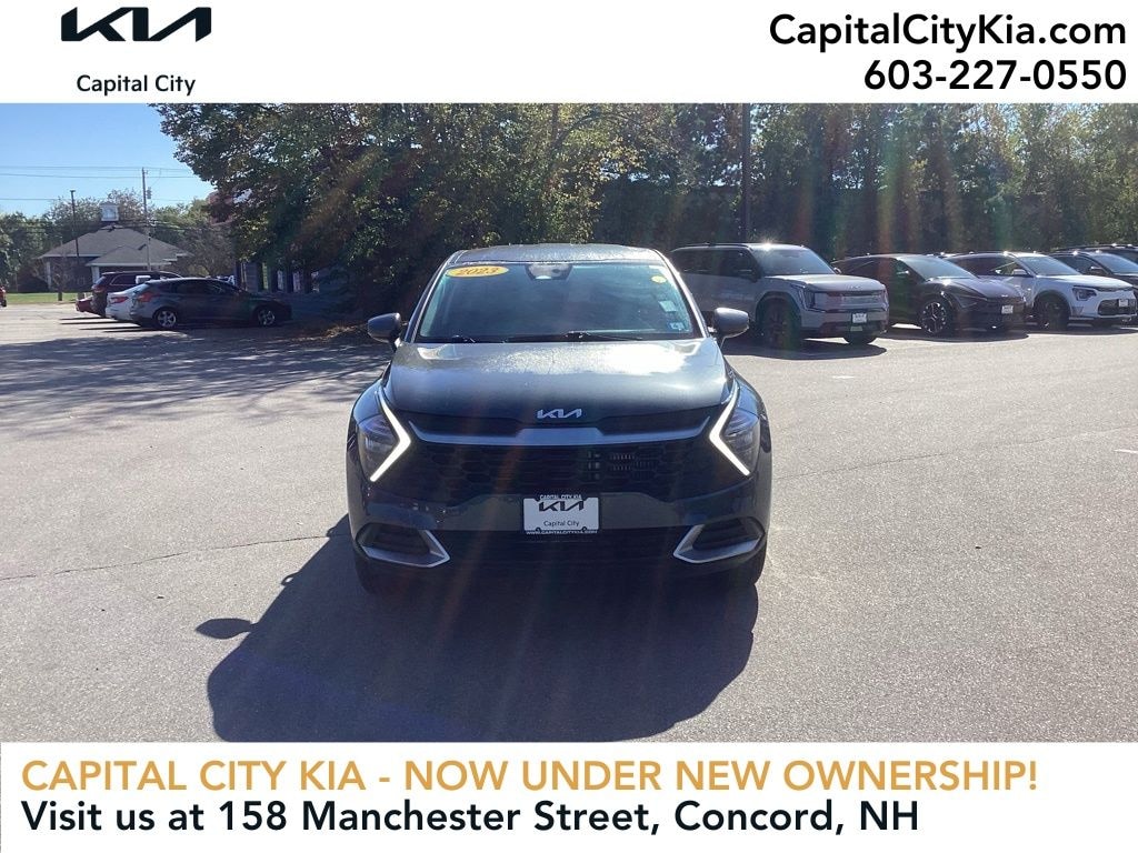 Used 2023 Kia Sportage Hybrid LX SUV