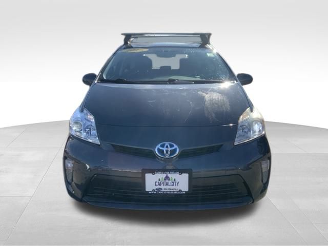 2015 Toyota Prius Four photo 2