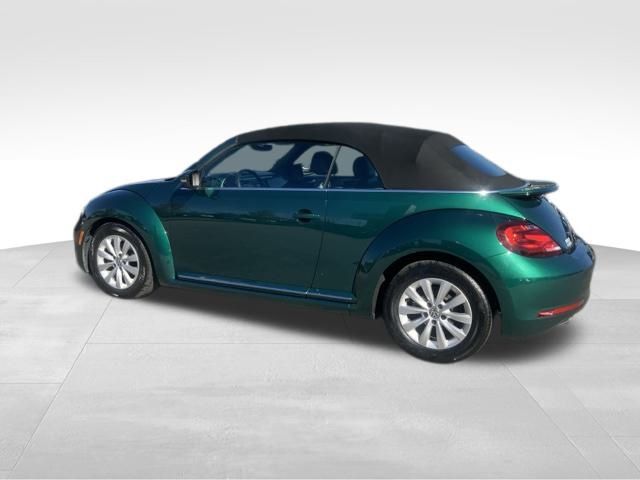 2017 Volkswagen Beetle 1.8T S Convertible photo 4