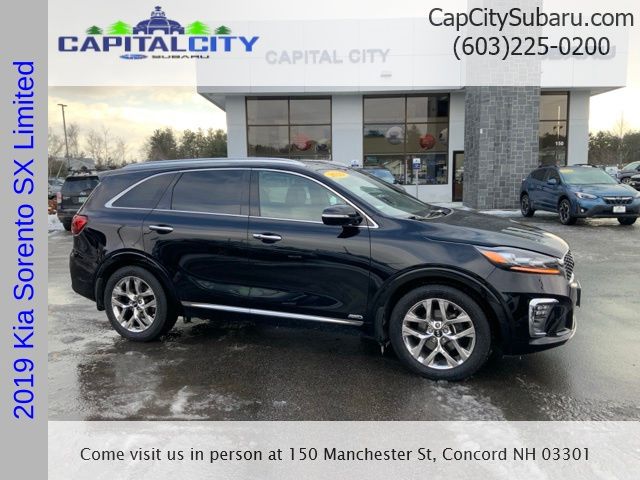 2019 Kia Sorento SXL's photo