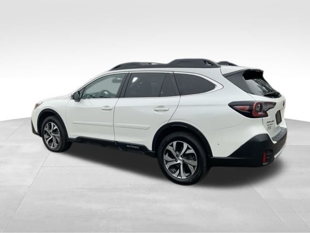 2022 Subaru Outback Limited XT photo 2
