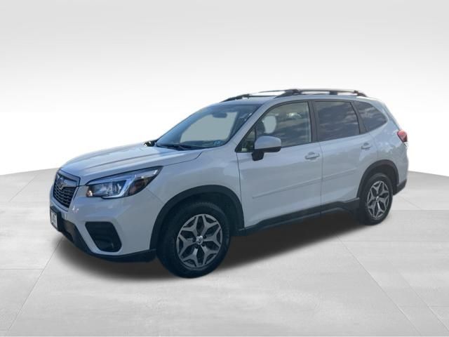 2019 Subaru Forester Premium photo 3