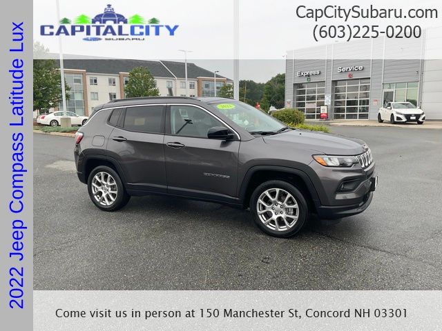 2022 Jeep Compass Latitude Lux's photo