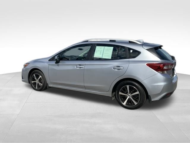 2023 Subaru Impreza Premium photo 4