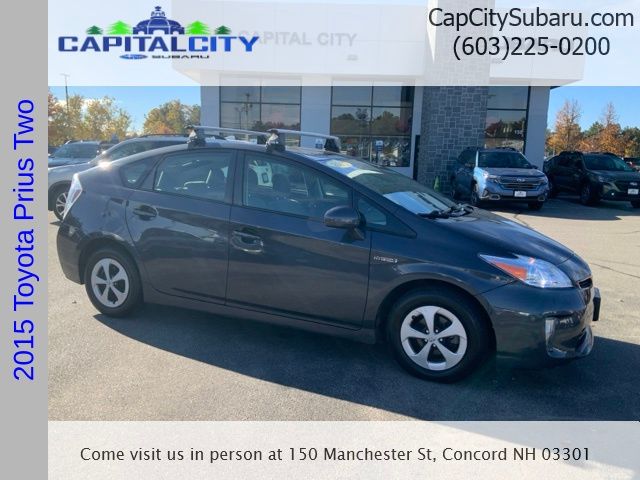 2015 Toyota Prius Two's photo