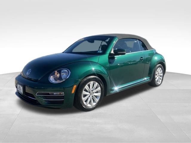2017 Volkswagen Beetle 1.8T S Convertible photo 3