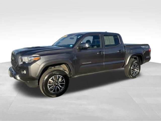 2023 Toyota Tacoma TRD Sport photo 3
