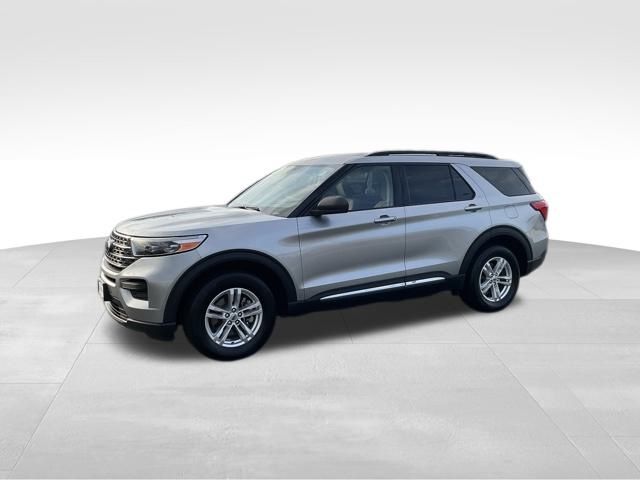 2020 Ford Explorer XLT photo 3