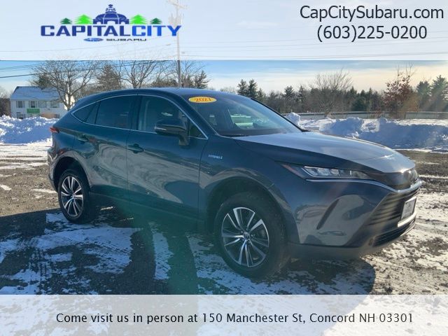 2021 Toyota Venza LE's photo