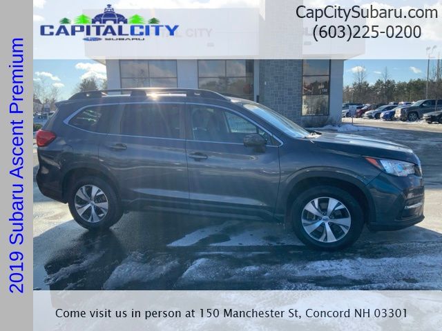 2019 Subaru Ascent Premium's photo