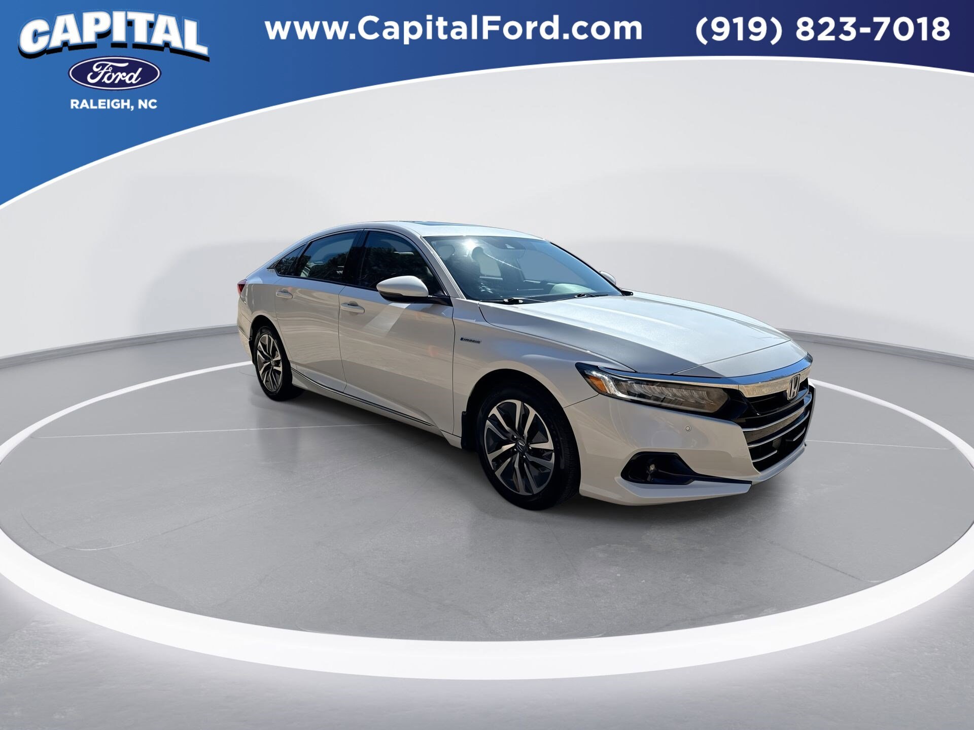 1HGCV3F52NA026430