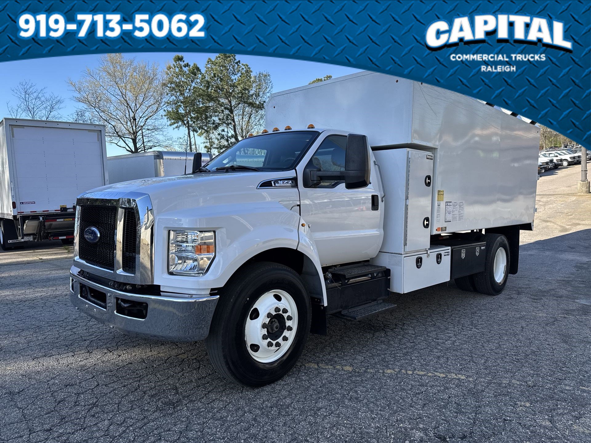2022 Ford F-650