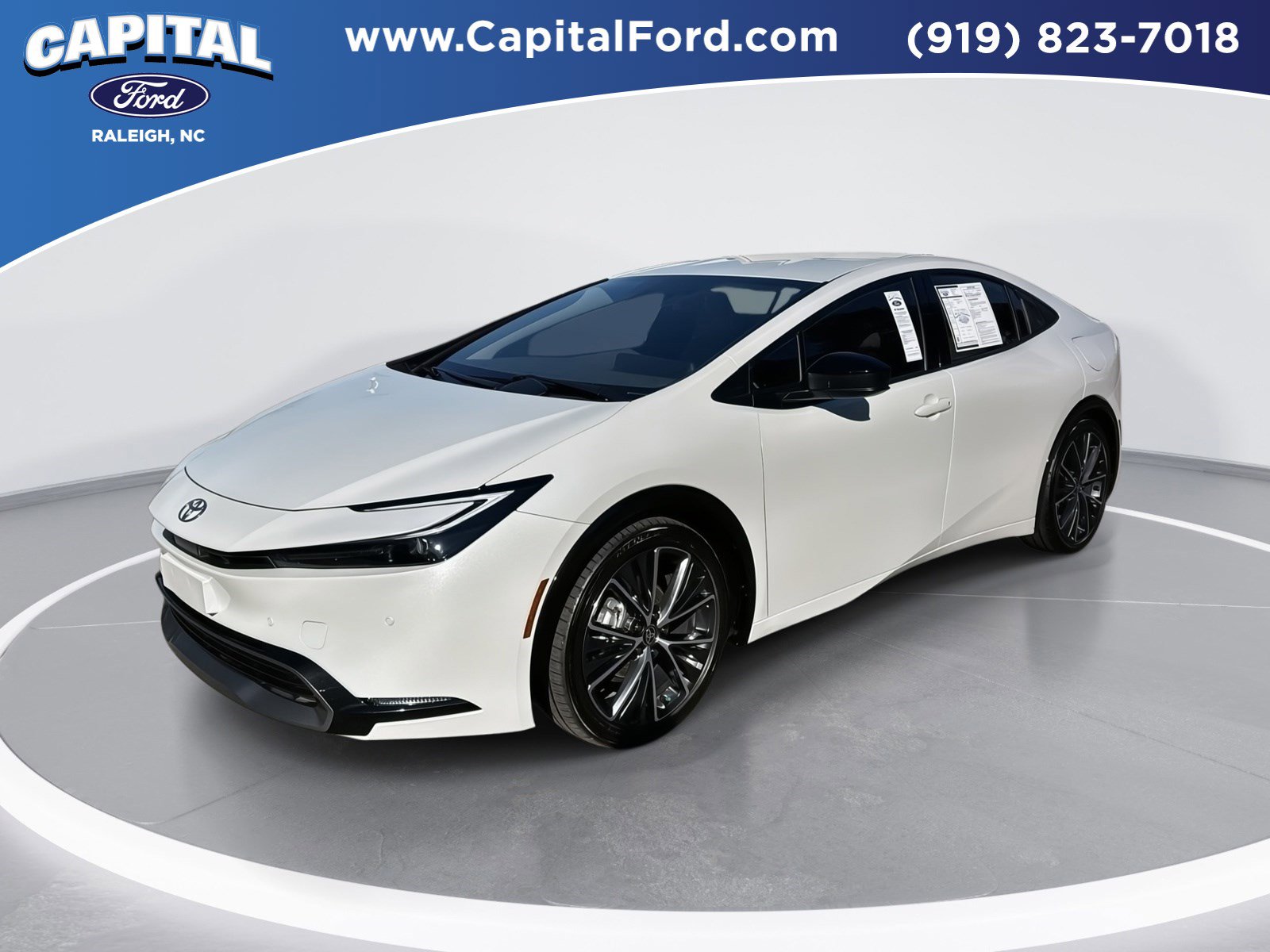 2023 Toyota Prius XLE