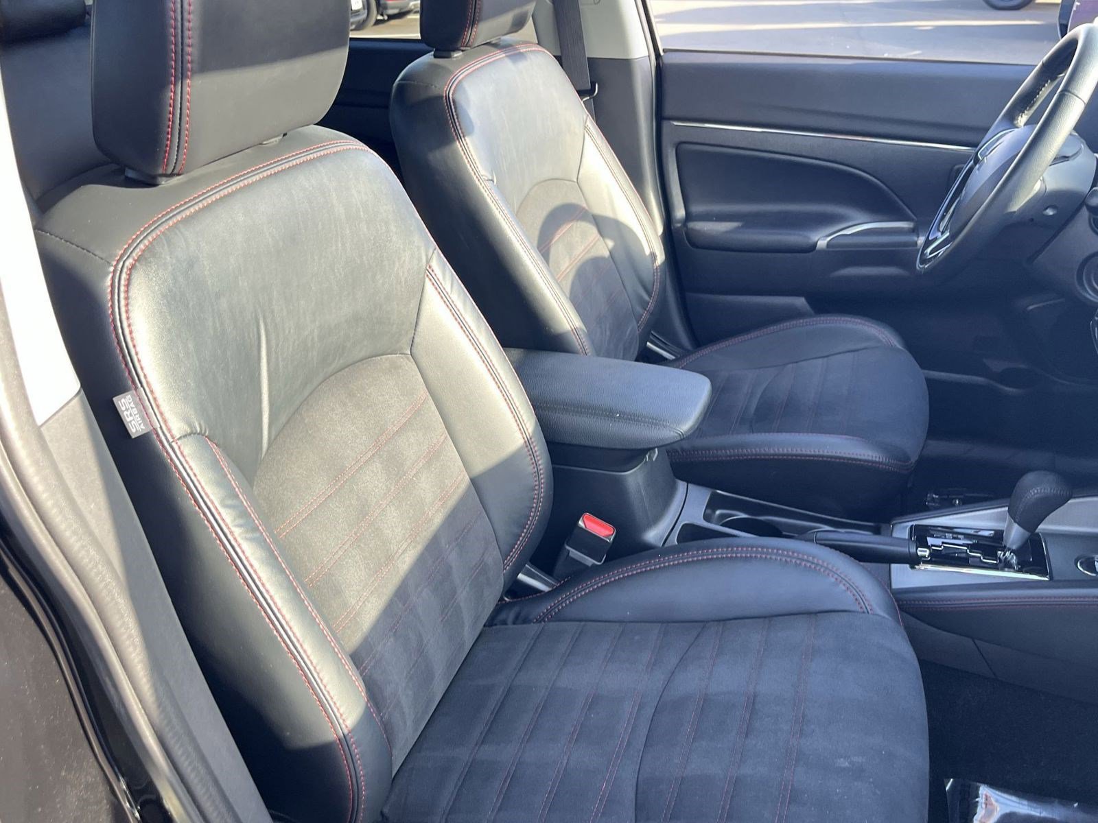 2023 Mitsubishi Outlander Sport SE - Photo 24