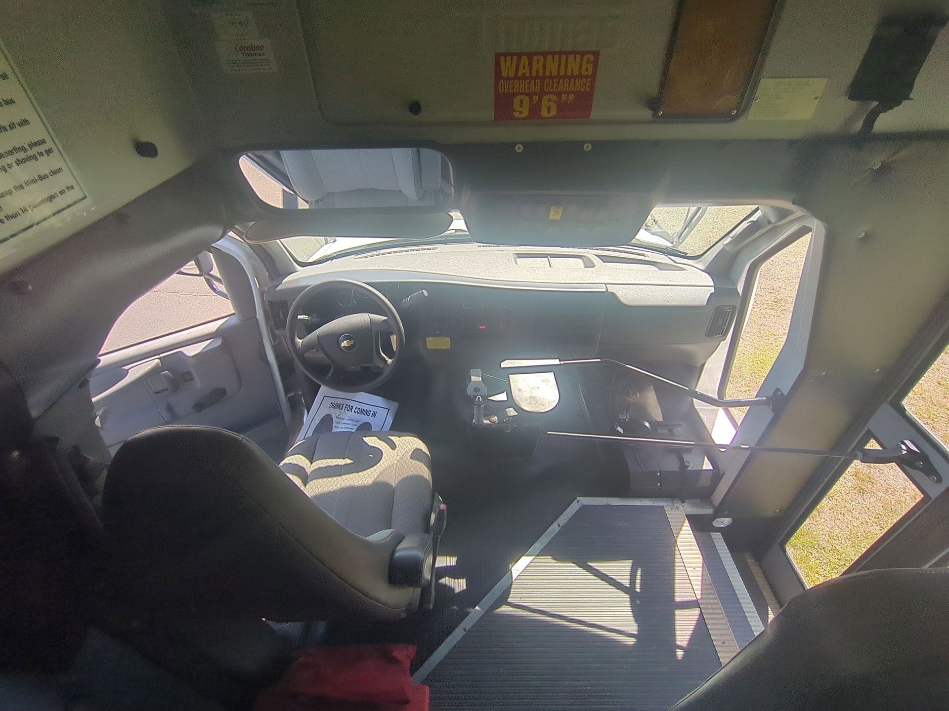 2011 Chevrolet Express G3500 - Photo 19