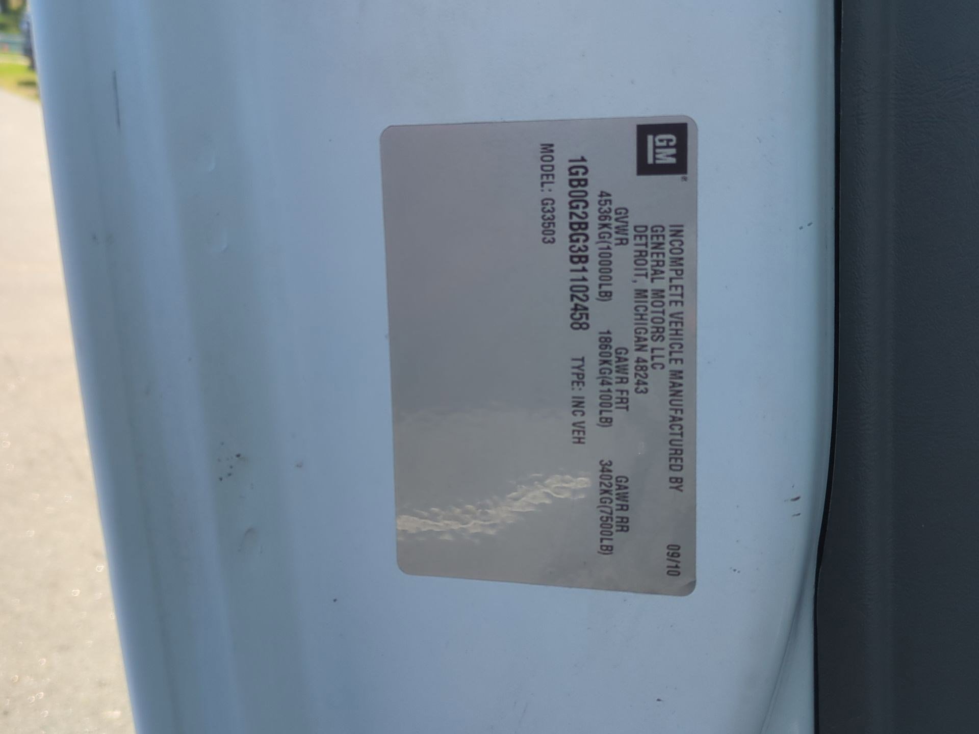 2011 Chevrolet Express G3500 - Photo 25