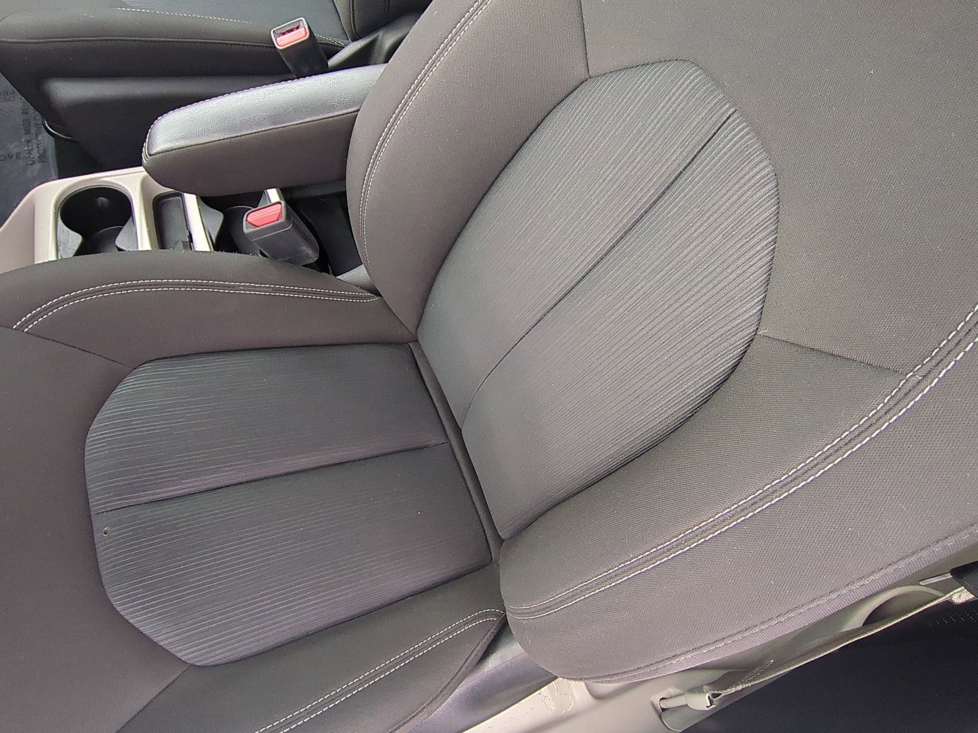2023 Chrysler Voyager LX - Photo 13