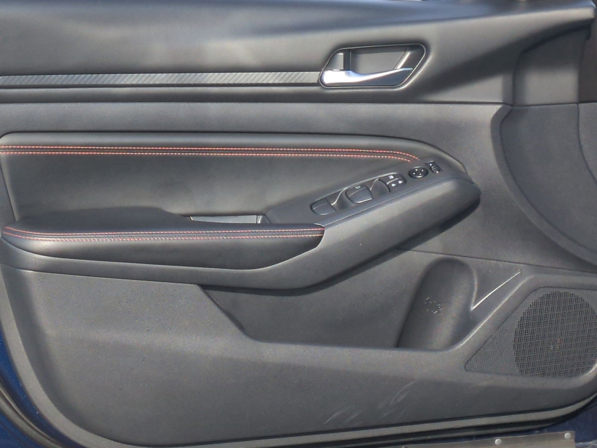 2021 Nissan Altima SR - Photo 11