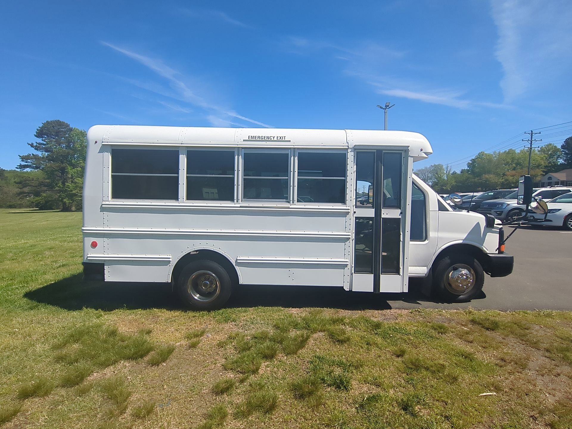2011 Chevrolet Express G3500 - Photo 6