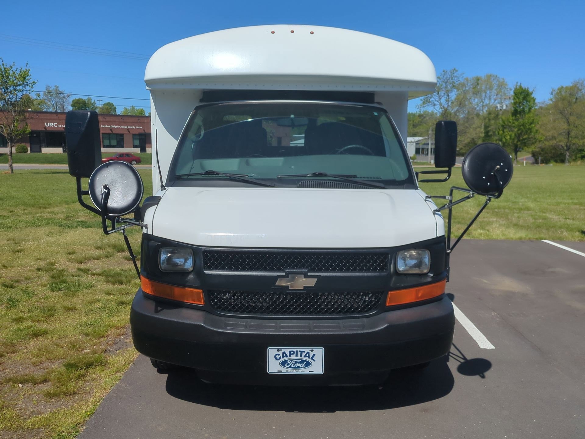 2011 Chevrolet Express G3500 - Photo 8