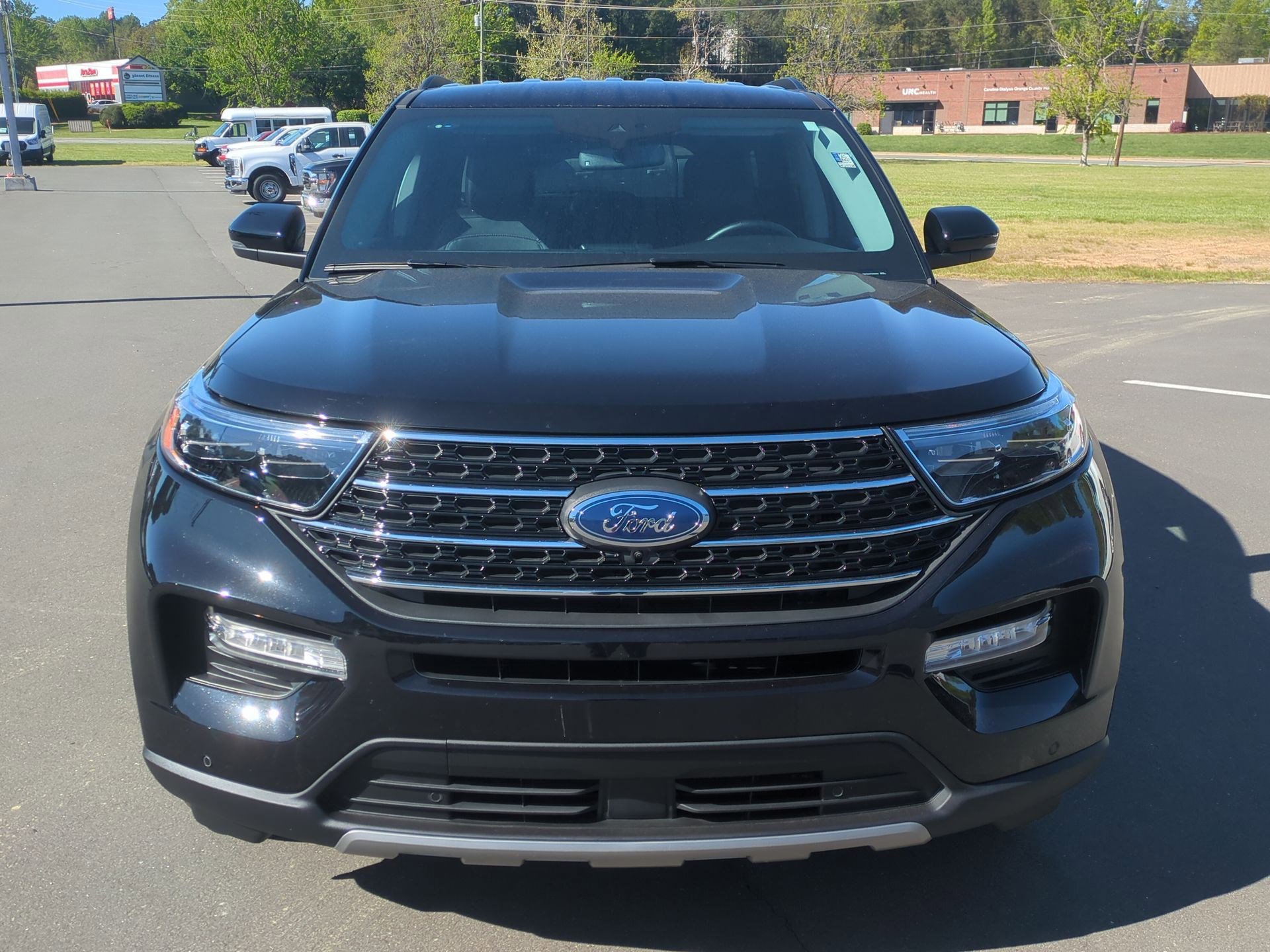 2023 Ford Explorer XLT - Photo 8