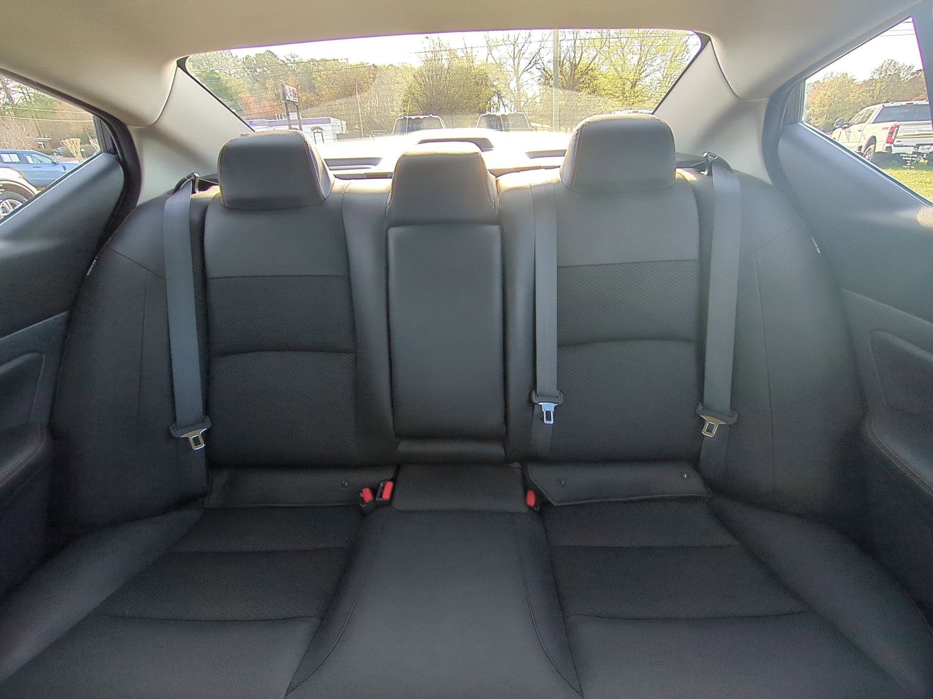 2021 Nissan Altima SR - Photo 19