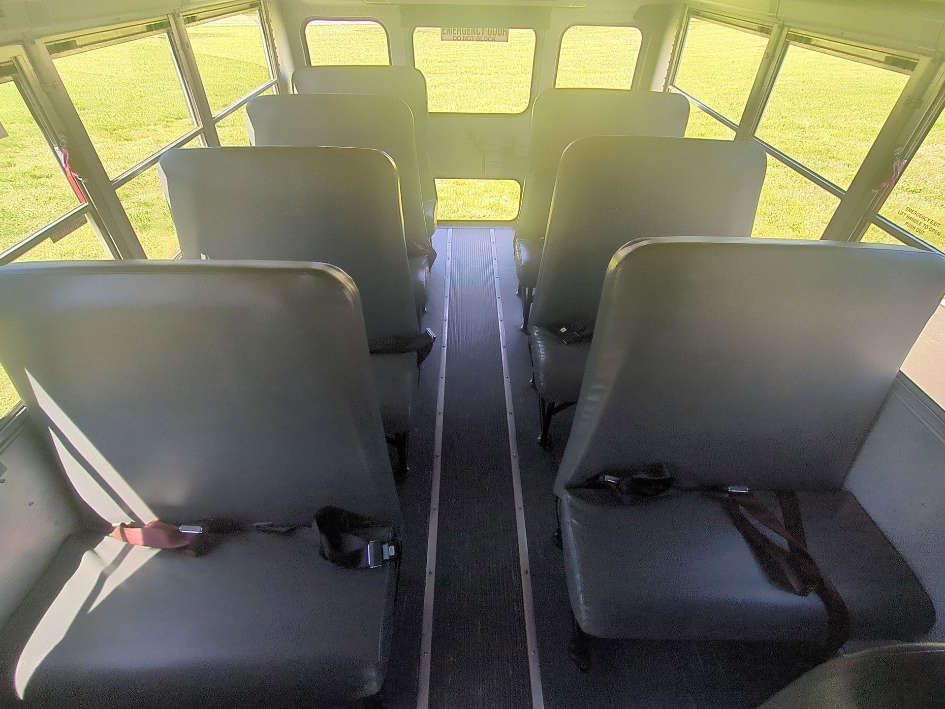 2011 Chevrolet Express G3500 - Photo 18