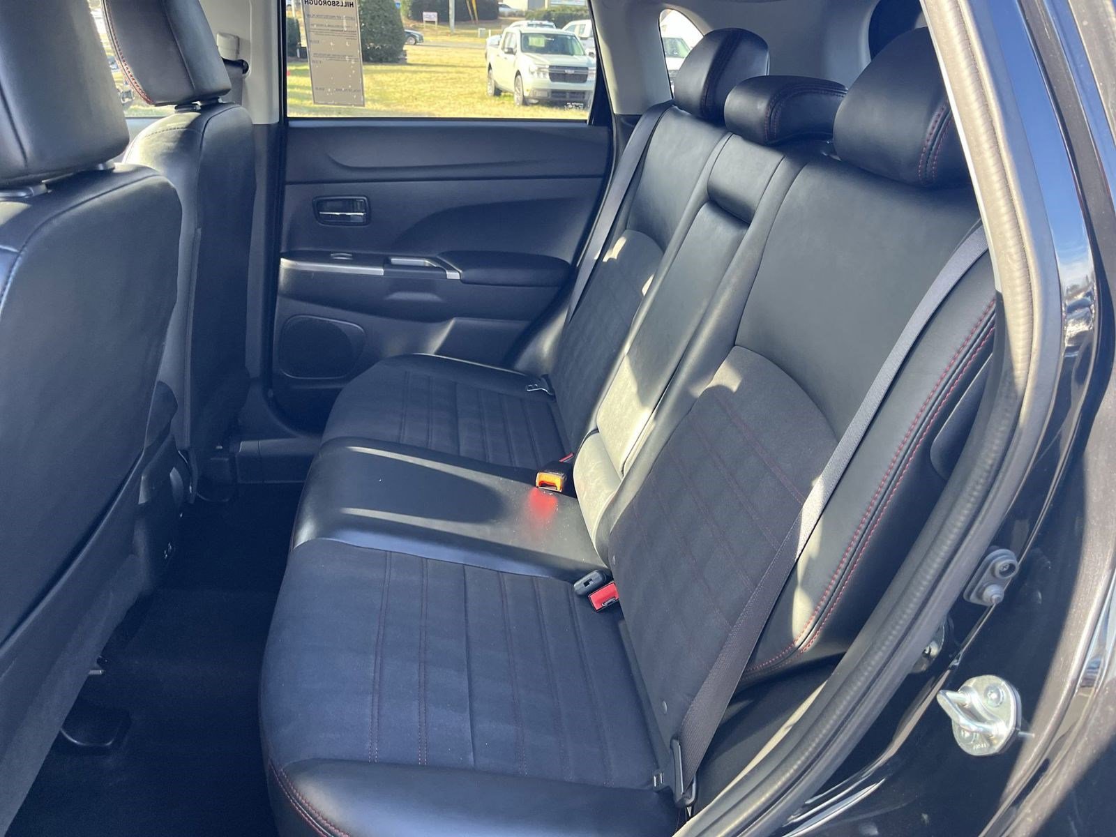 2023 Mitsubishi Outlander Sport SE - Photo 19