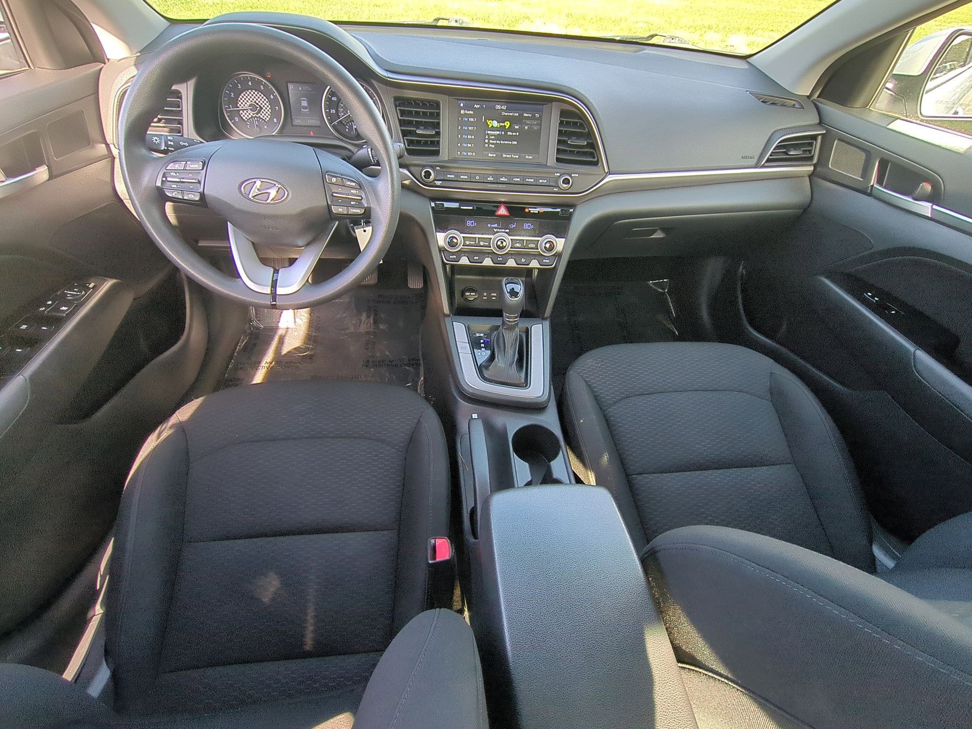 2020 Hyundai Elantra SEL - Photo 20
