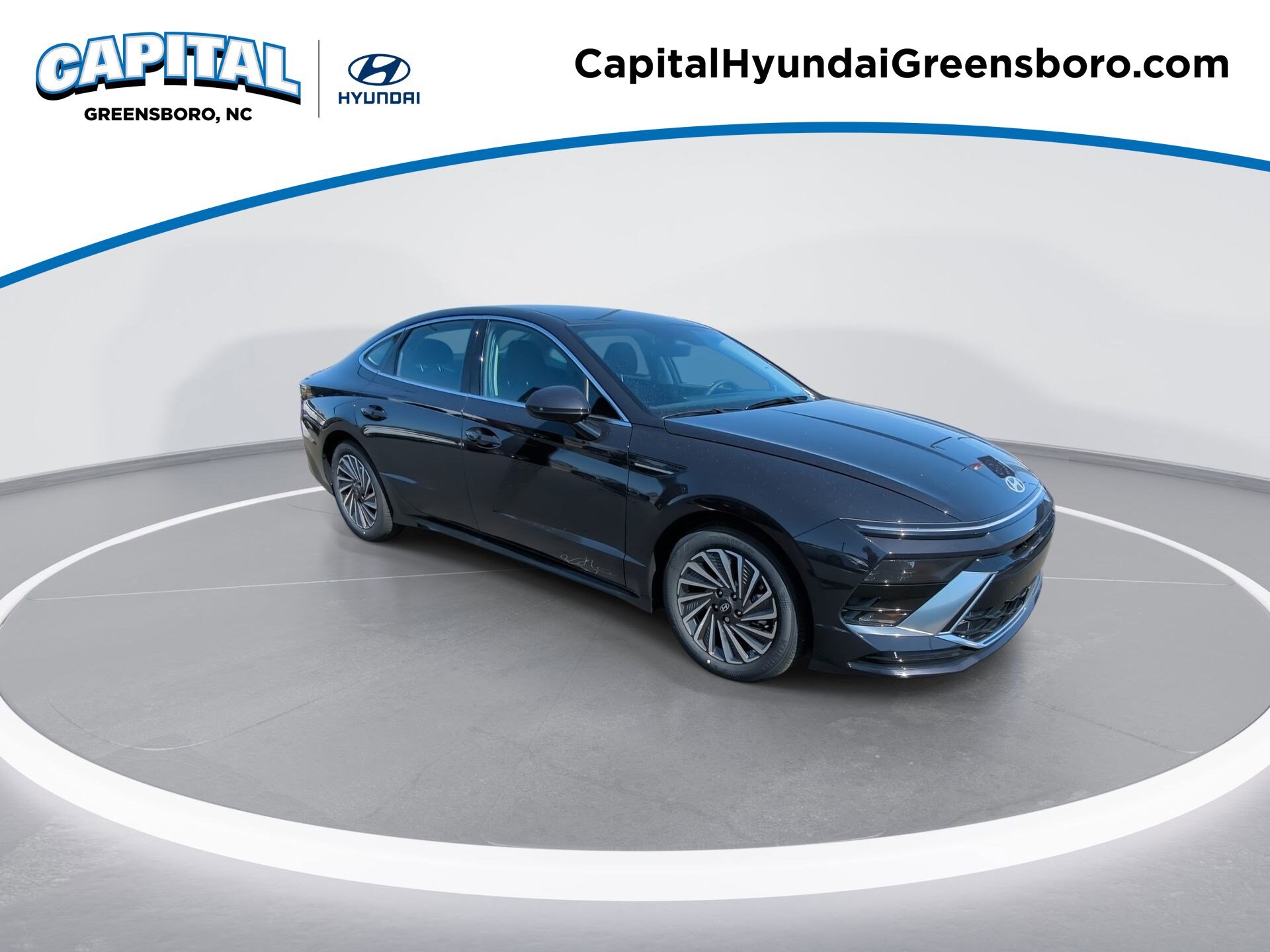 2025 Hyundai Sonata Hybrid SEL photo 2