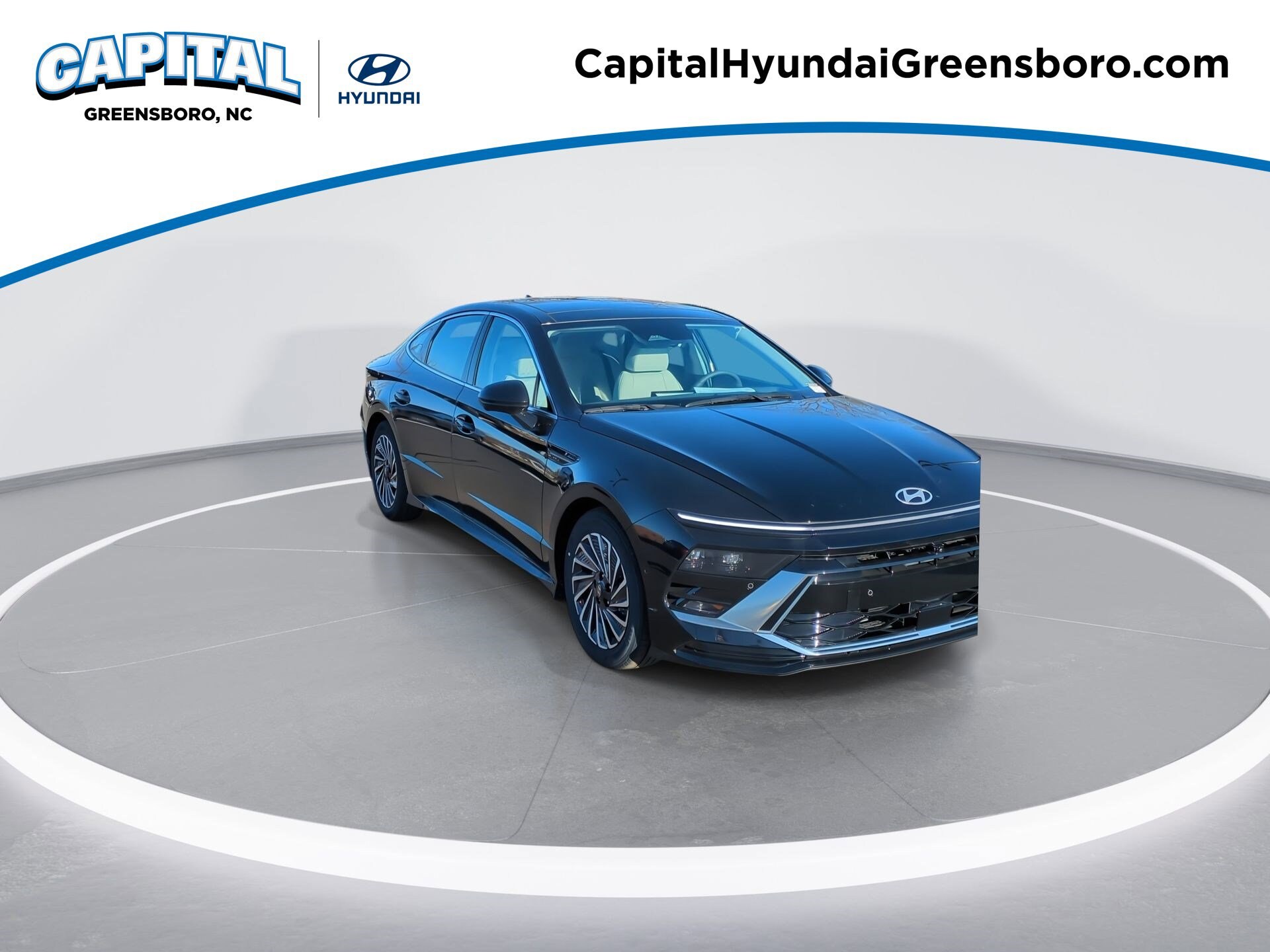 2025 Hyundai Sonata Hybrid Limited photo 2