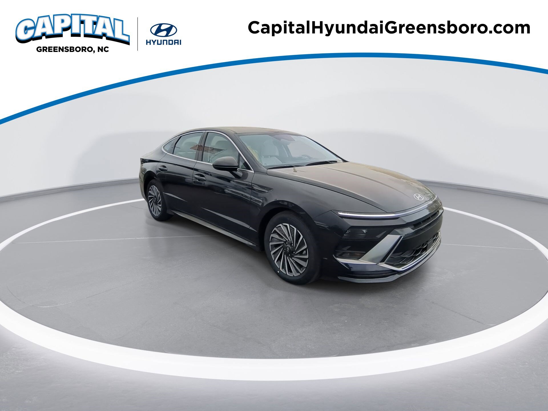 2025 Hyundai Sonata Hybrid SEL photo 2
