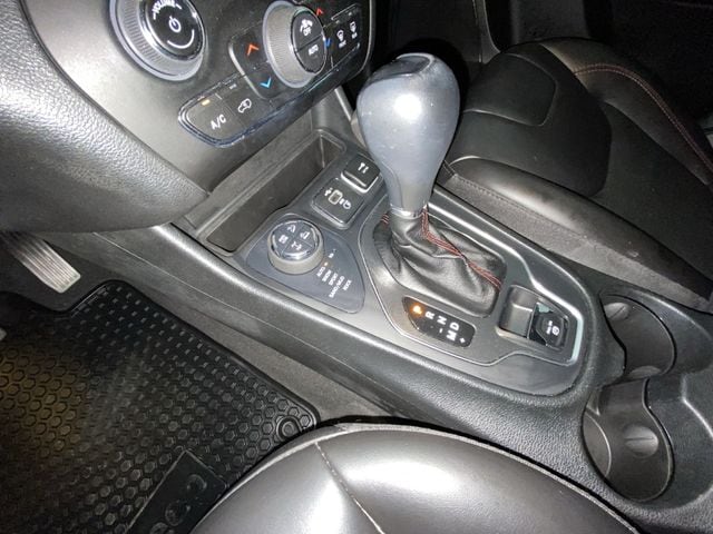 2022 Jeep Cherokee Trailhawk - Photo 19