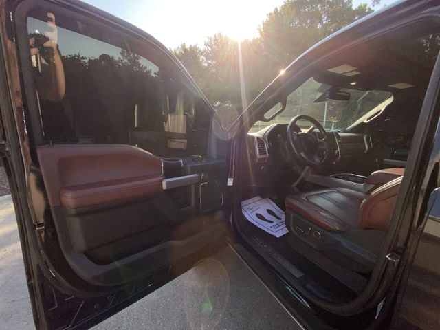 2019 Ford F-350 Super Duty Platinum - Photo 11