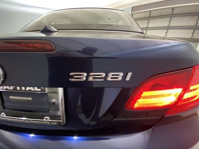 2011 BMW 3 Series 328i - Photo 24