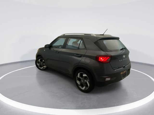 2024 Hyundai Venue SEL - Photo 4