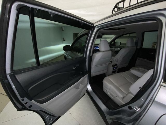 2022 Honda Pilot SE - Photo 22