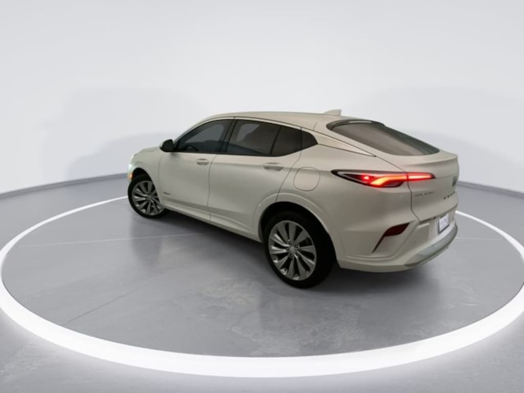 Used 2025 Buick Envista Avenir SUV