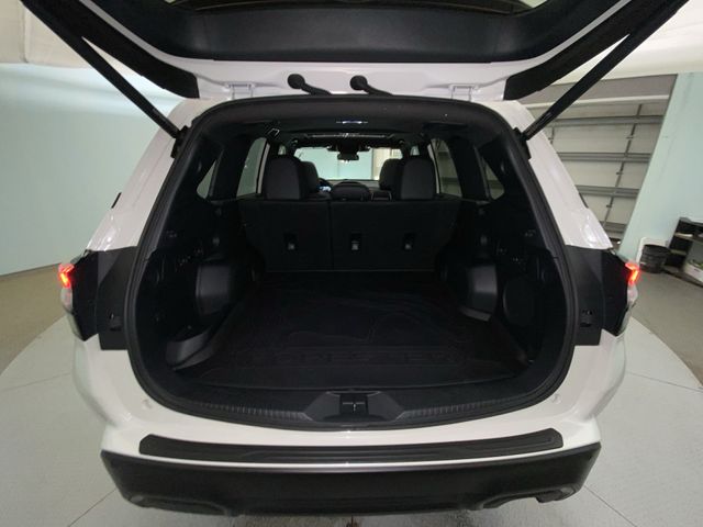 2025 Subaru Forester Sport - Photo 24