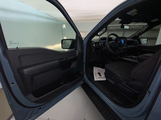 2023 Ford F-150 XL - Photo 11