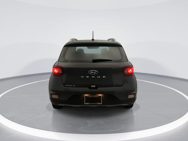 2024 Hyundai Venue SEL - Photo 5