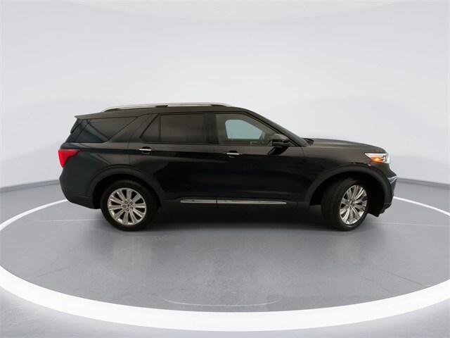 2020 Ford Explorer Limited photo 2