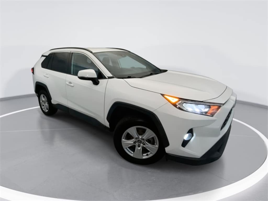 Used 2021 Toyota RAV4 XLE SUV