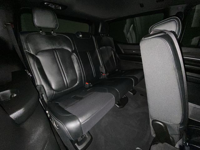 2022 Jeep Wagoneer Series III - Photo 23